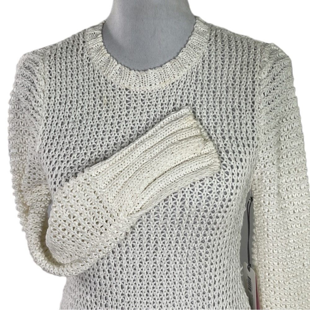 NWT JoFit Stay Inn Sweater size Small in White Asymmetrical Long Hem - Picture 3 of 10